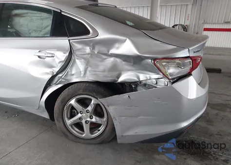 2017 Chevrolet Malibu Ls z USA, uszkodzony, nr VIN 1G1ZB5ST4HF201780